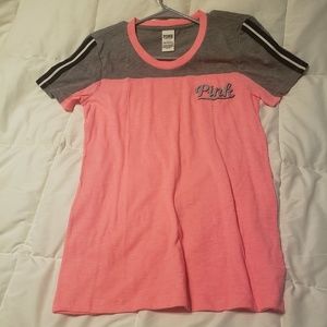 Pink tshirt